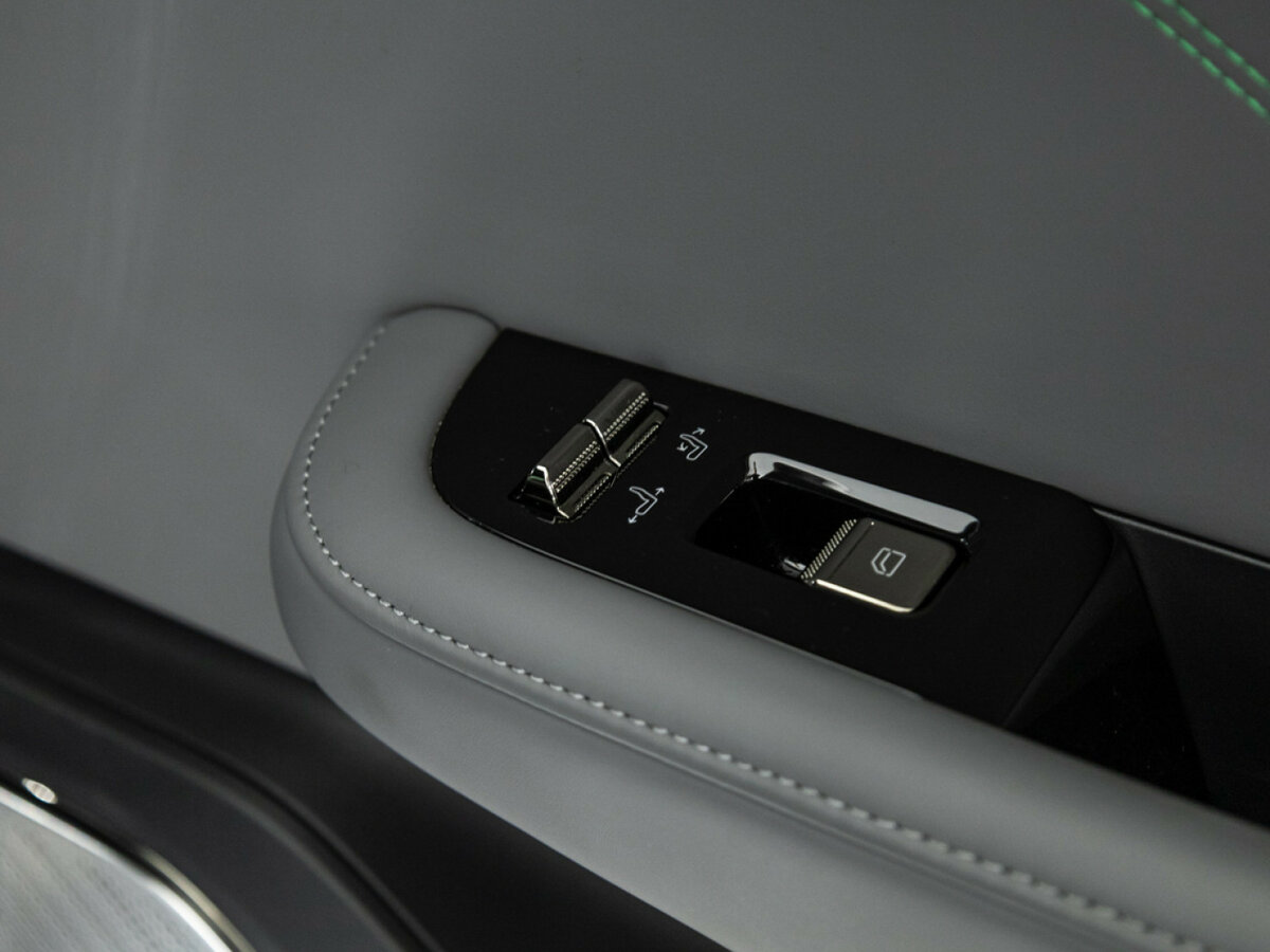 Zeekr 001 100 kWh I, 2023 Фото №22