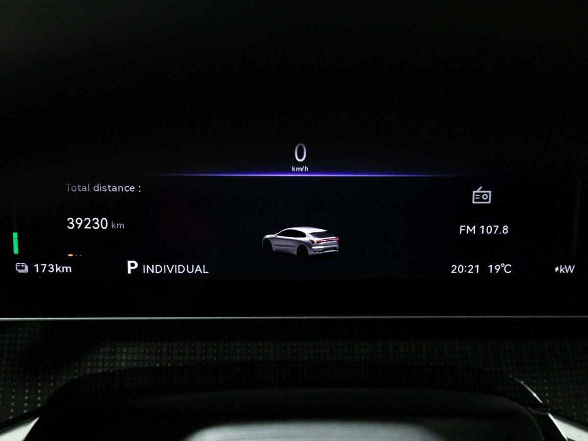 Zeekr 001 100 kWh I, 2023 Фото №12