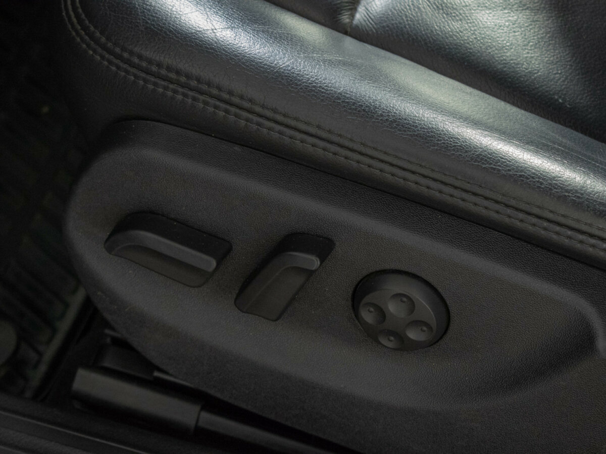 Audi A6 III (C6) Рестайлинг, 2010 Фото №14