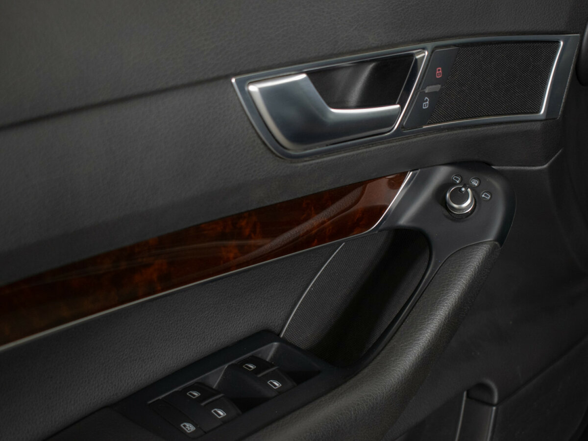 Audi A6 III (C6) Рестайлинг, 2010 Фото №15