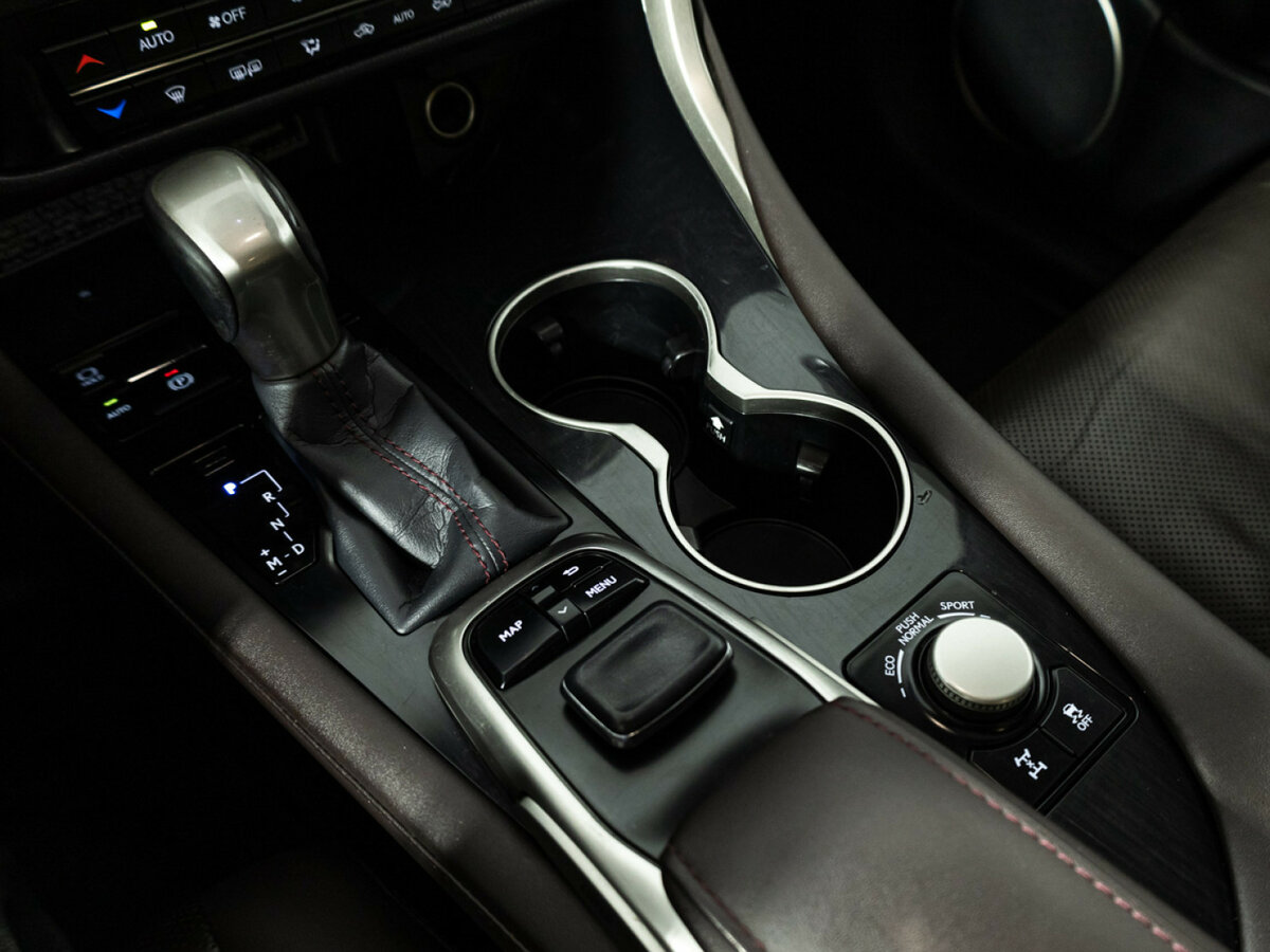 Lexus RX 350 IV, 2017 Фото №20