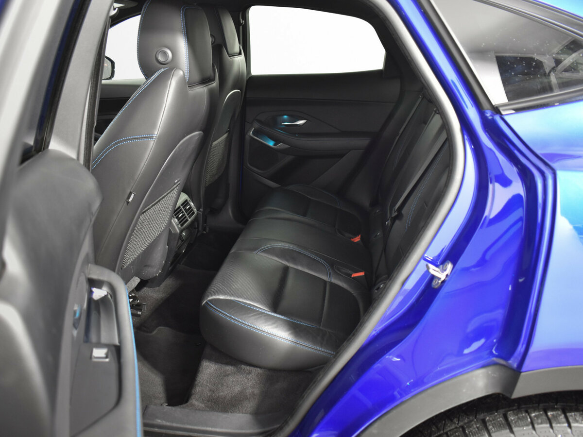 Jaguar E-Pace I, 2019 Фото №11