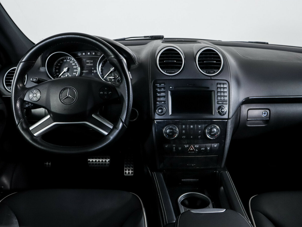 Mercedes-Benz M-Класс 300 II (W164) Рестайлинг, 2011 Фото №10