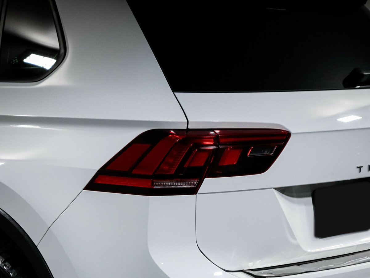 Volkswagen Tiguan II Рестайлинг, 2021 Фото №16