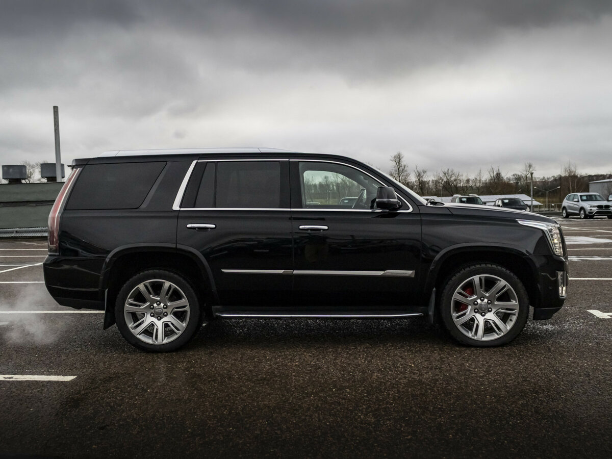 Cadillac Escalade IV, 2017 - 190 000 км. | Фото №4