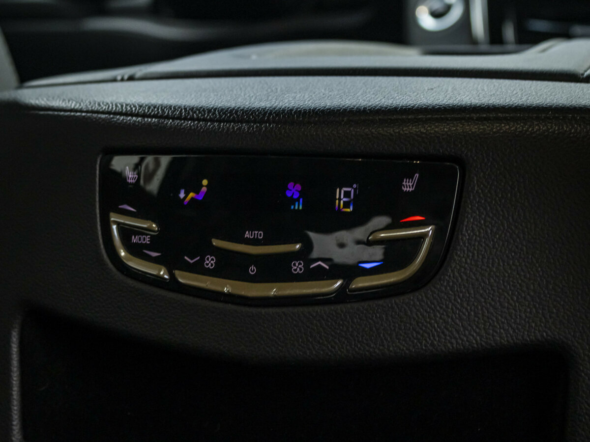 Cadillac Escalade IV, 2017 Фото №20