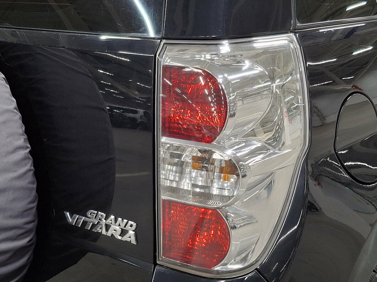 Suzuki Grand Vitara II Рестайлинг, 2011 Фото №9