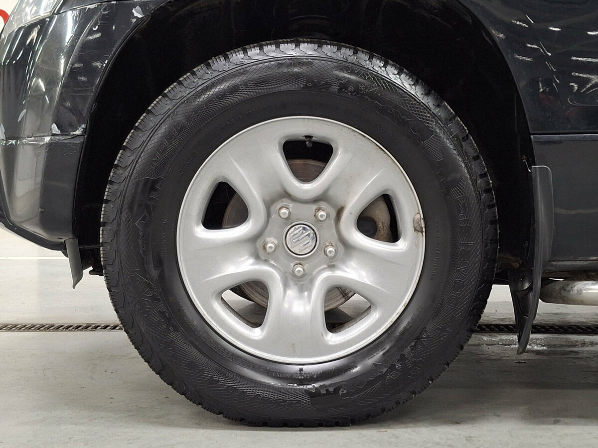 Suzuki Grand Vitara II Рестайлинг, 2011 Фото №18