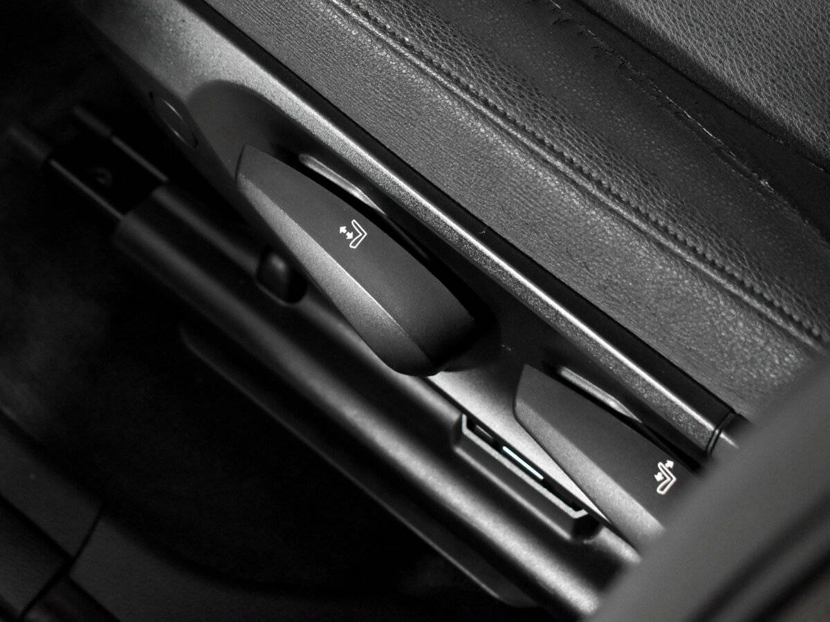 BMW X3 20i xDrive II (F25) Рестайлинг, 2014 Фото №9