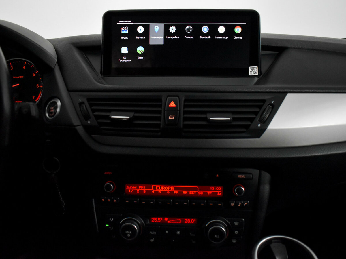 BMW X1 18i I (E84), 2010 Фото №17