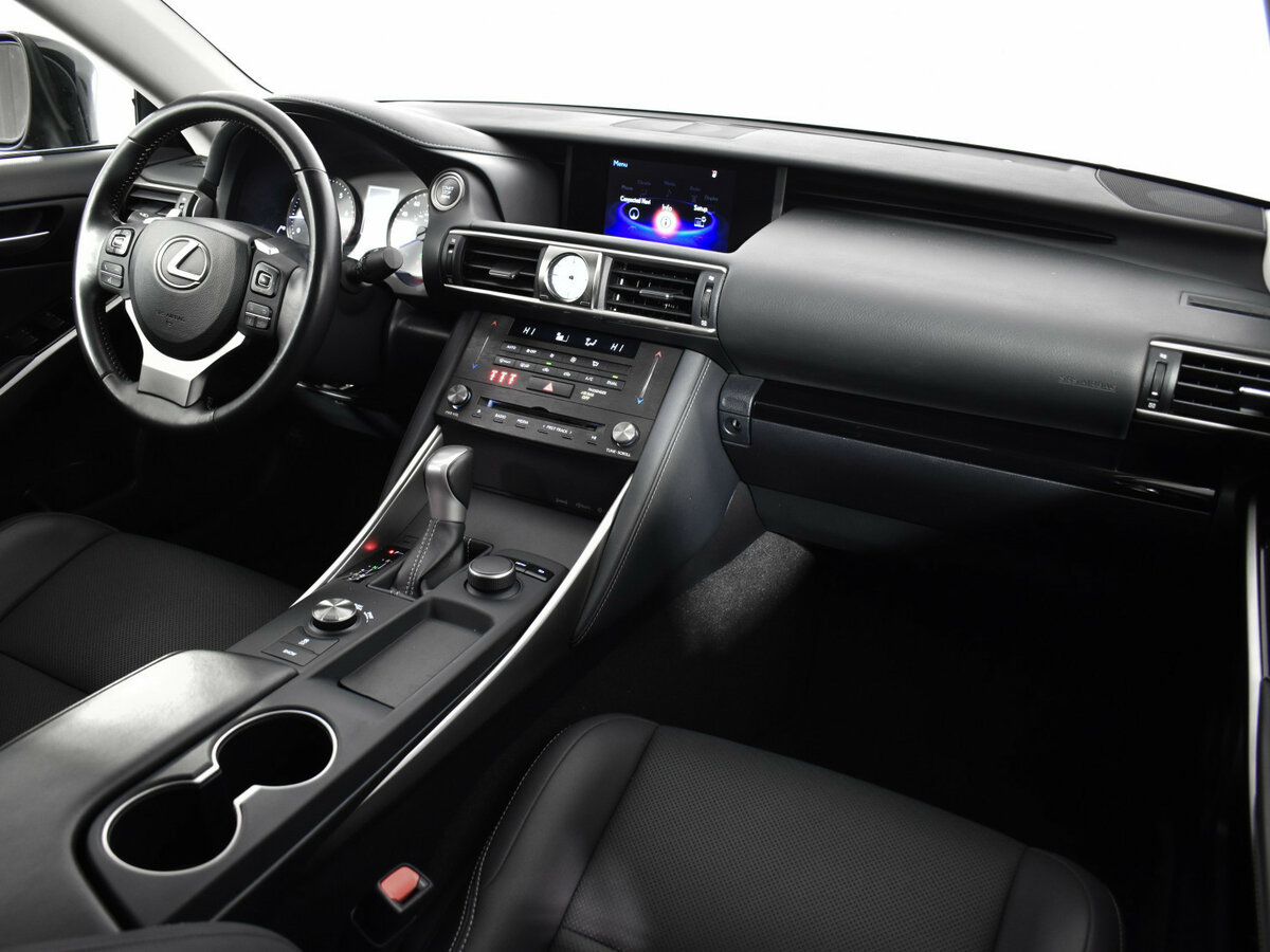 Lexus IS 300 III Рестайлинг, 2019 Фото №10