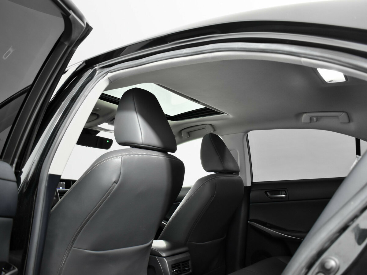 Lexus IS 300 III Рестайлинг, 2019 Фото №13