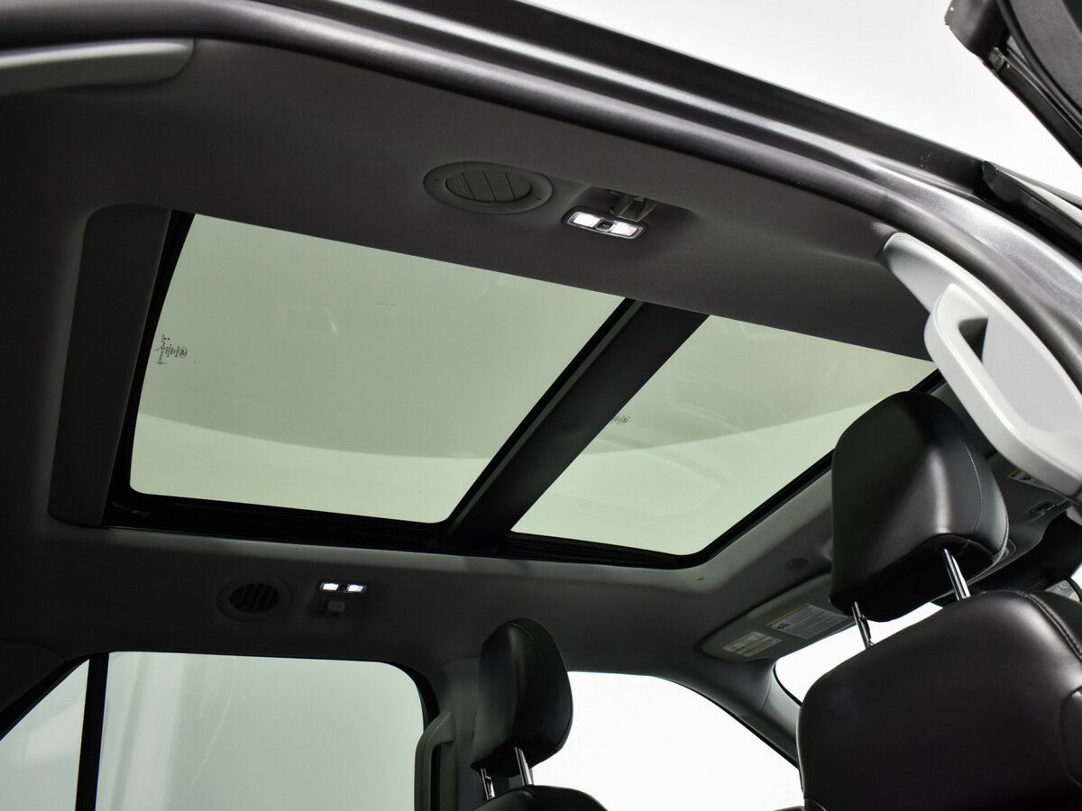 Ford Explorer VI, 2021 Фото №11