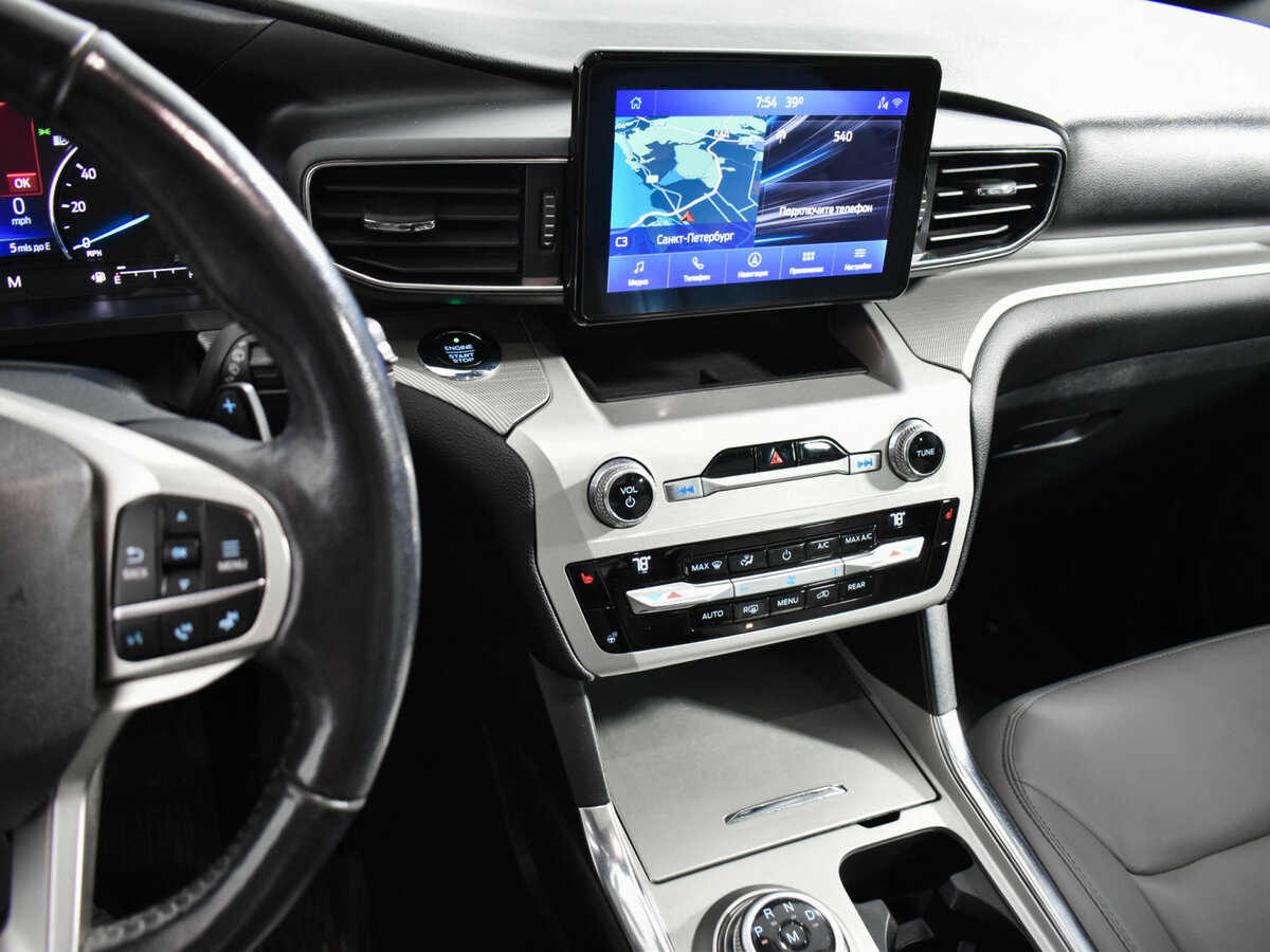 Ford Explorer VI, 2021 Фото №16