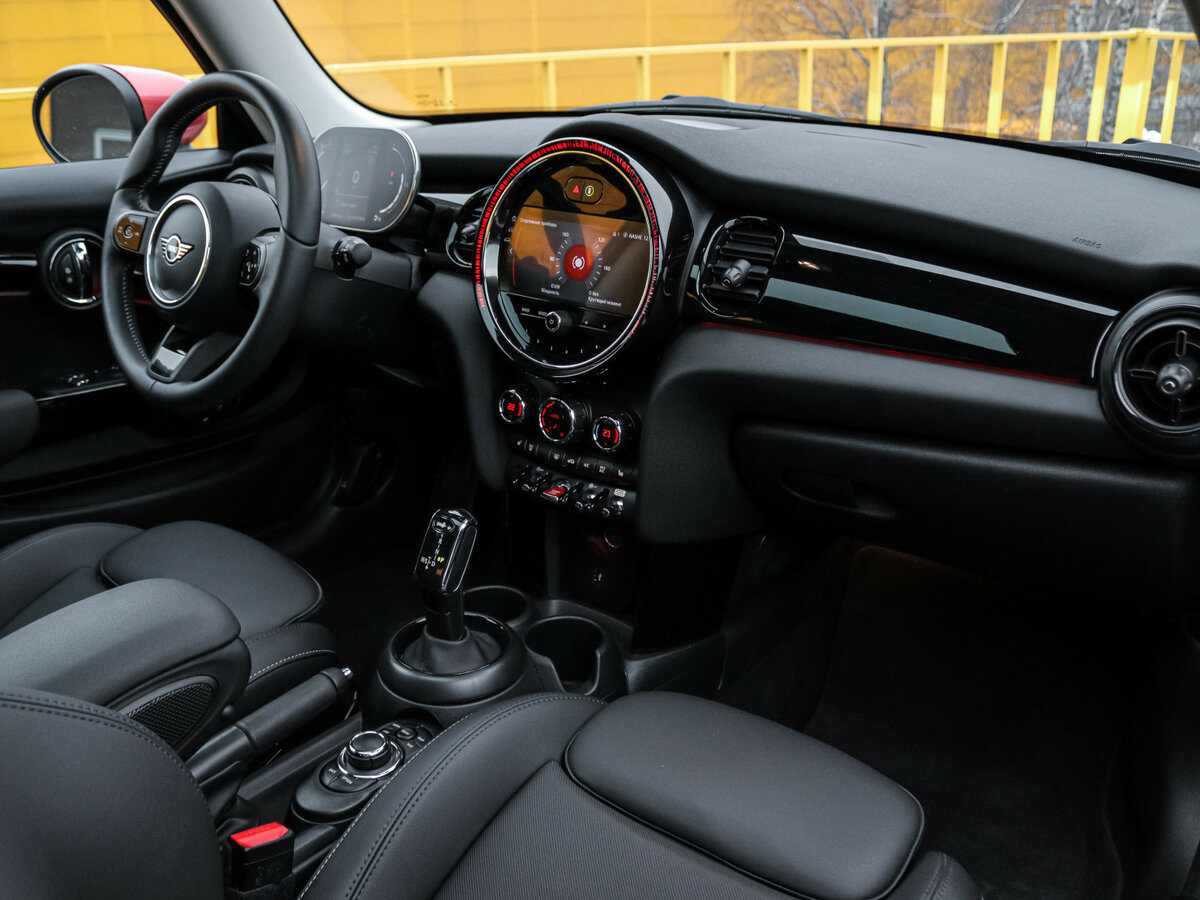 Mini Hatch Cooper S III (F55/F56) Рестайлинг 2, 2024 - 12 342 км. | Фото №5