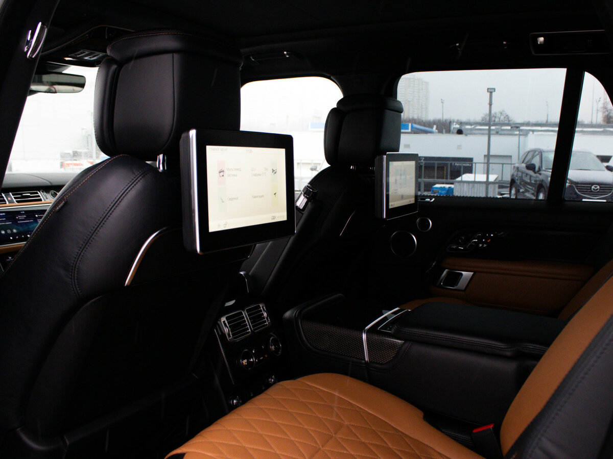 Land Rover Range Rover IV Рестайлинг, 2021 Фото №17