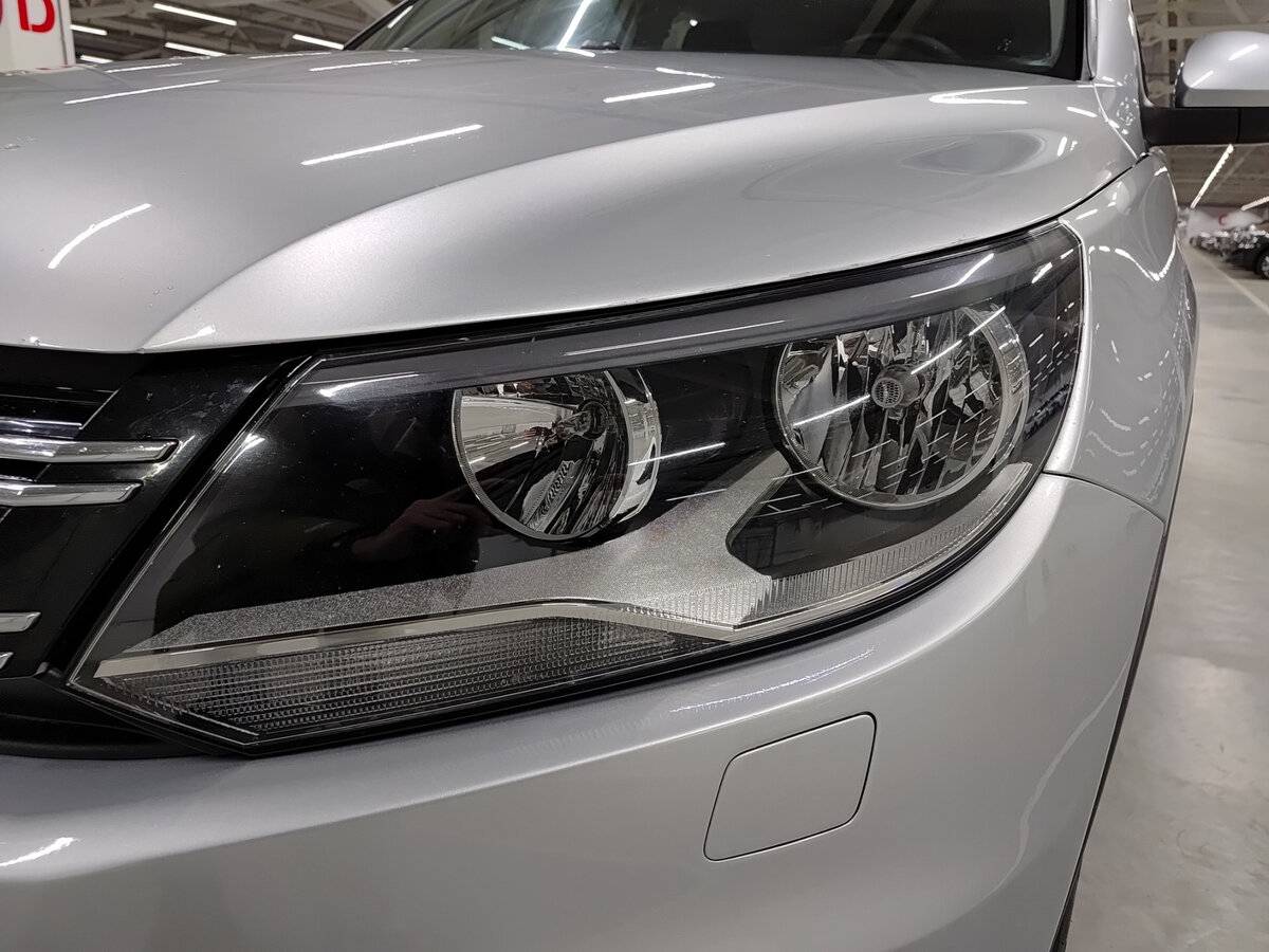 Volkswagen Tiguan I Рестайлинг, 2011 Фото №17