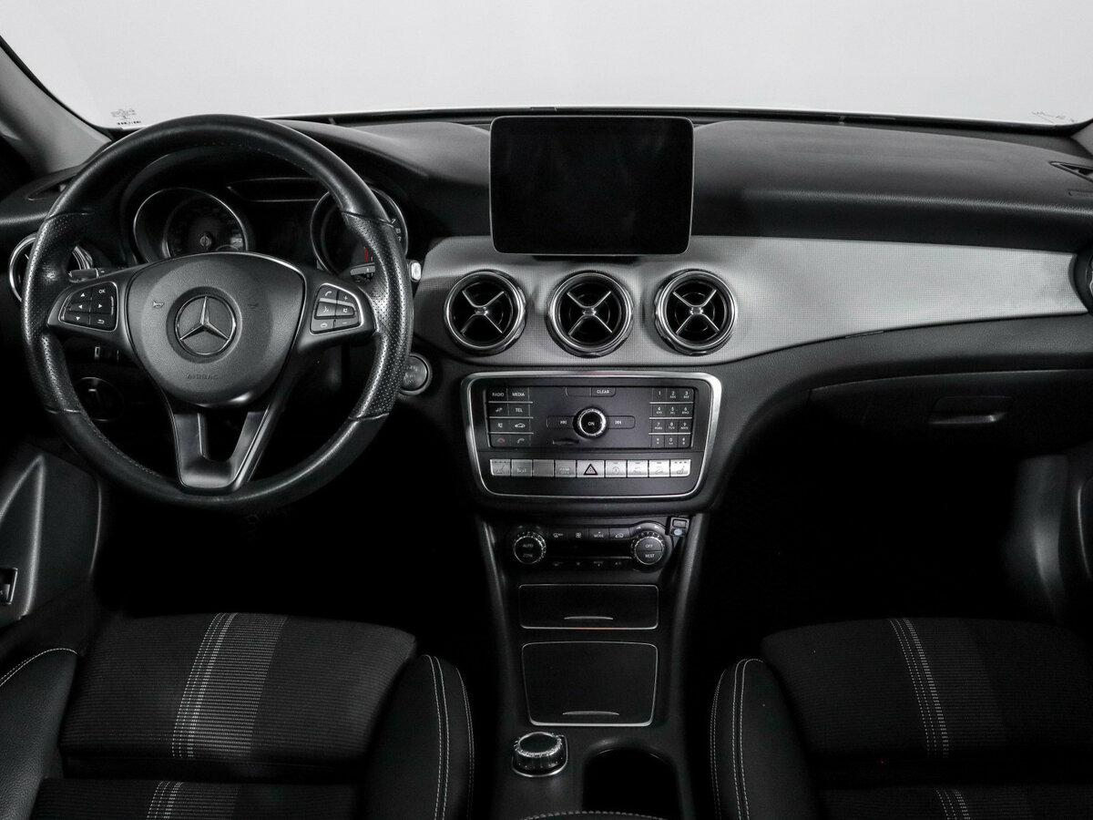Mercedes-Benz GLA 250 I (X156) Рестайлинг, 2019 Фото №10