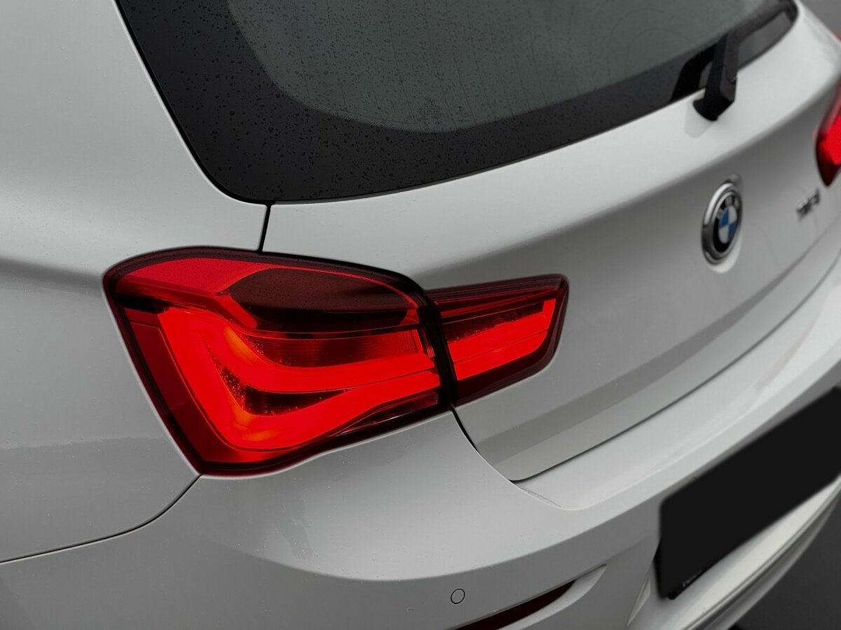 BMW 1 серии 118i II (F20/F21) Рестайлинг 2, 2018 Фото №12