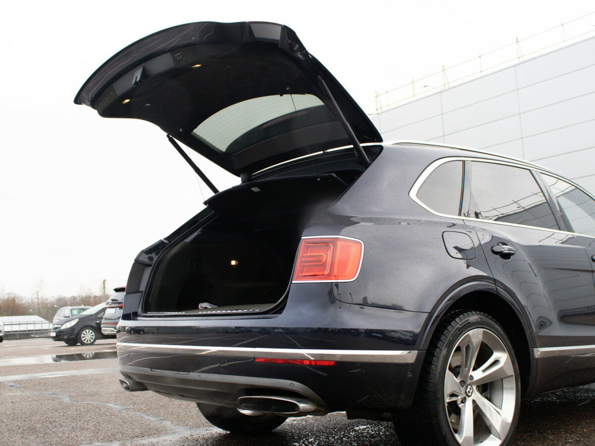Bentley Bentayga I, 2016 Фото №20