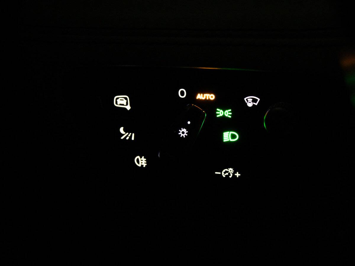 Bentley Bentayga I, 2016 Фото №29