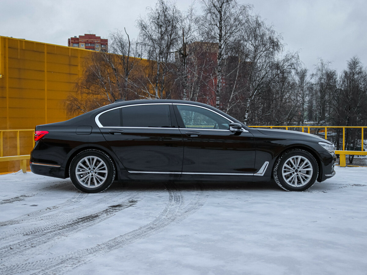 BMW 7 серии Long 750Li xDrive VI (G11/G12), 2017 Фото №3