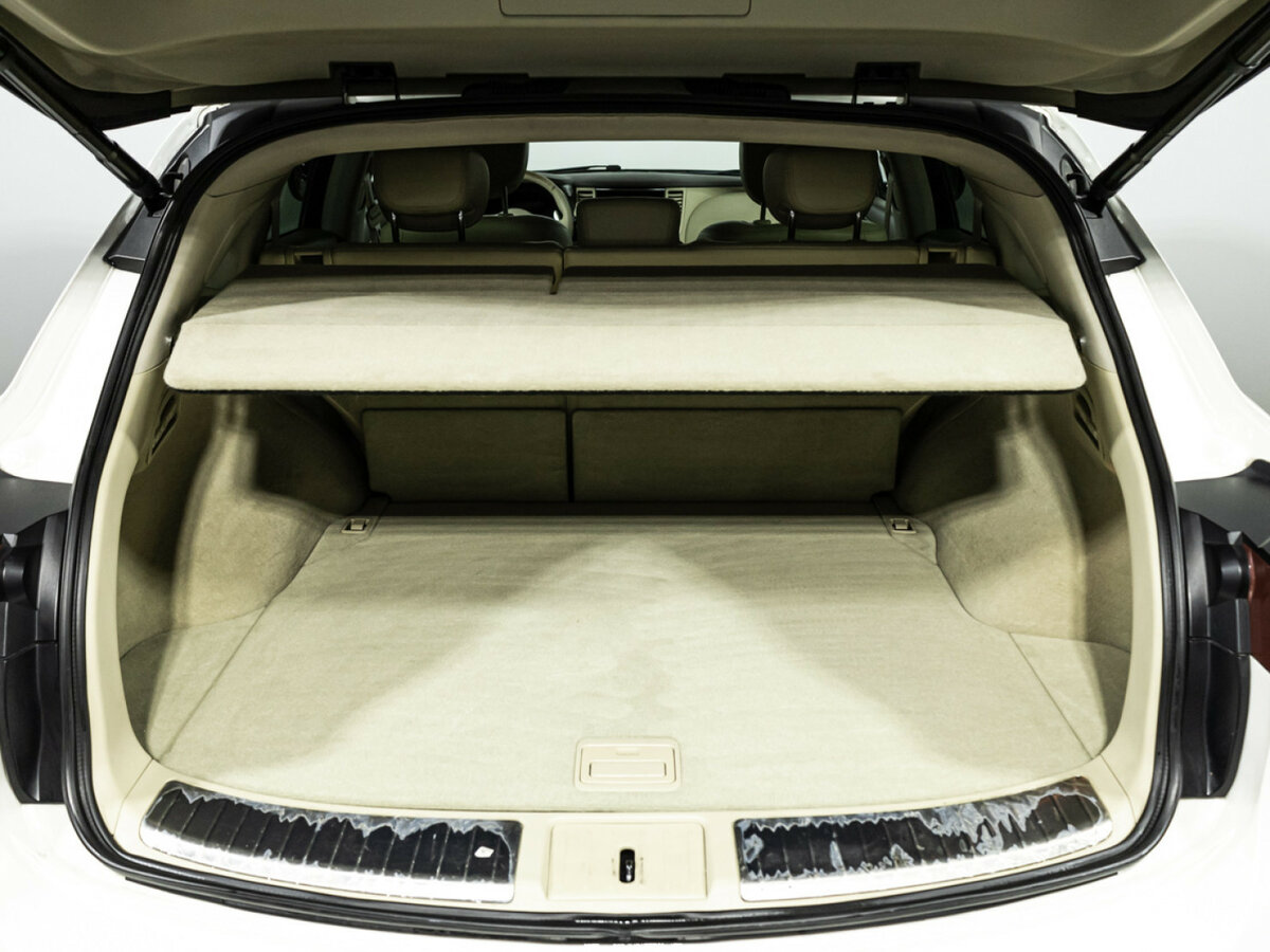 Infiniti QX70, 2016 Фото №23