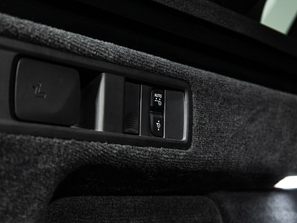 BMW X5 M50i IV (G05/G18), 2020 Фото №30