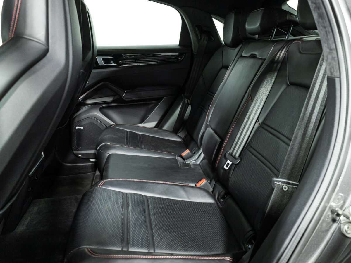 Porsche Cayenne Coupé III, 2021 - 55 535 км. | Фото №8