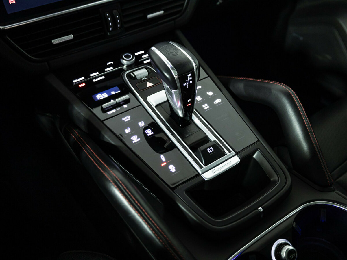 Porsche Cayenne Coupé III, 2021 Фото №15