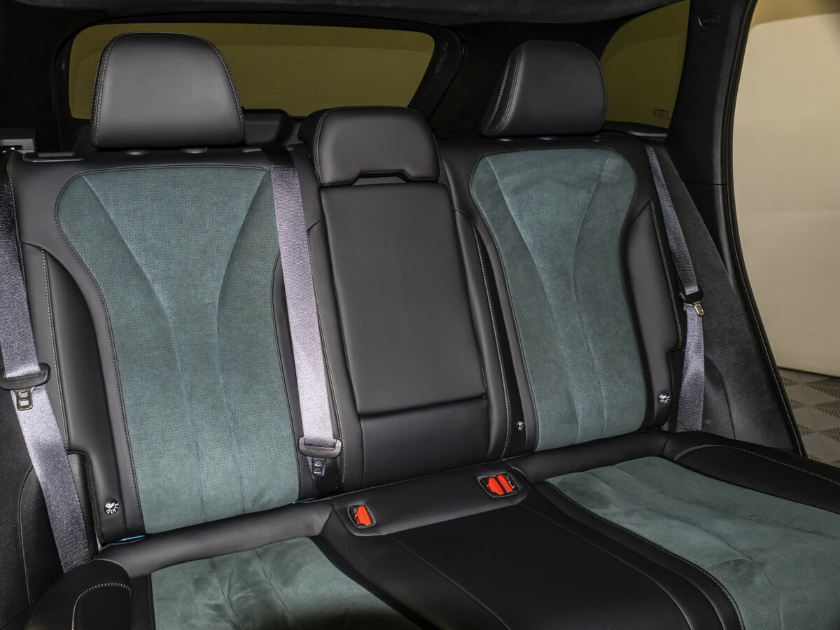 Geely Monjaro I, 2023 Фото №13