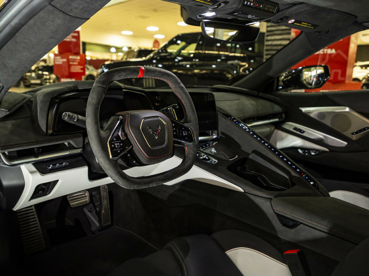 Chevrolet Corvette Stingray C8, 2023 Фото №16