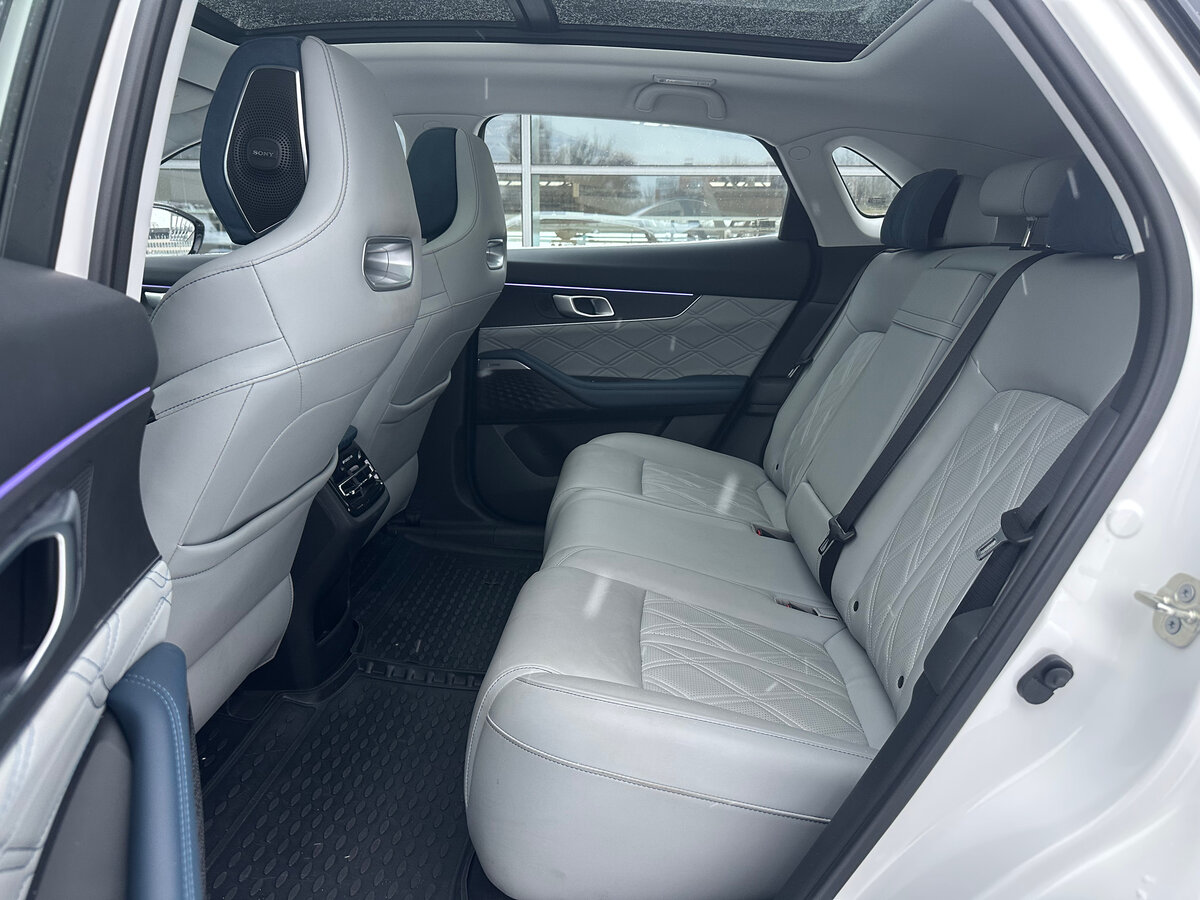 Changan UNI-K iDD, 2023 Фото №19