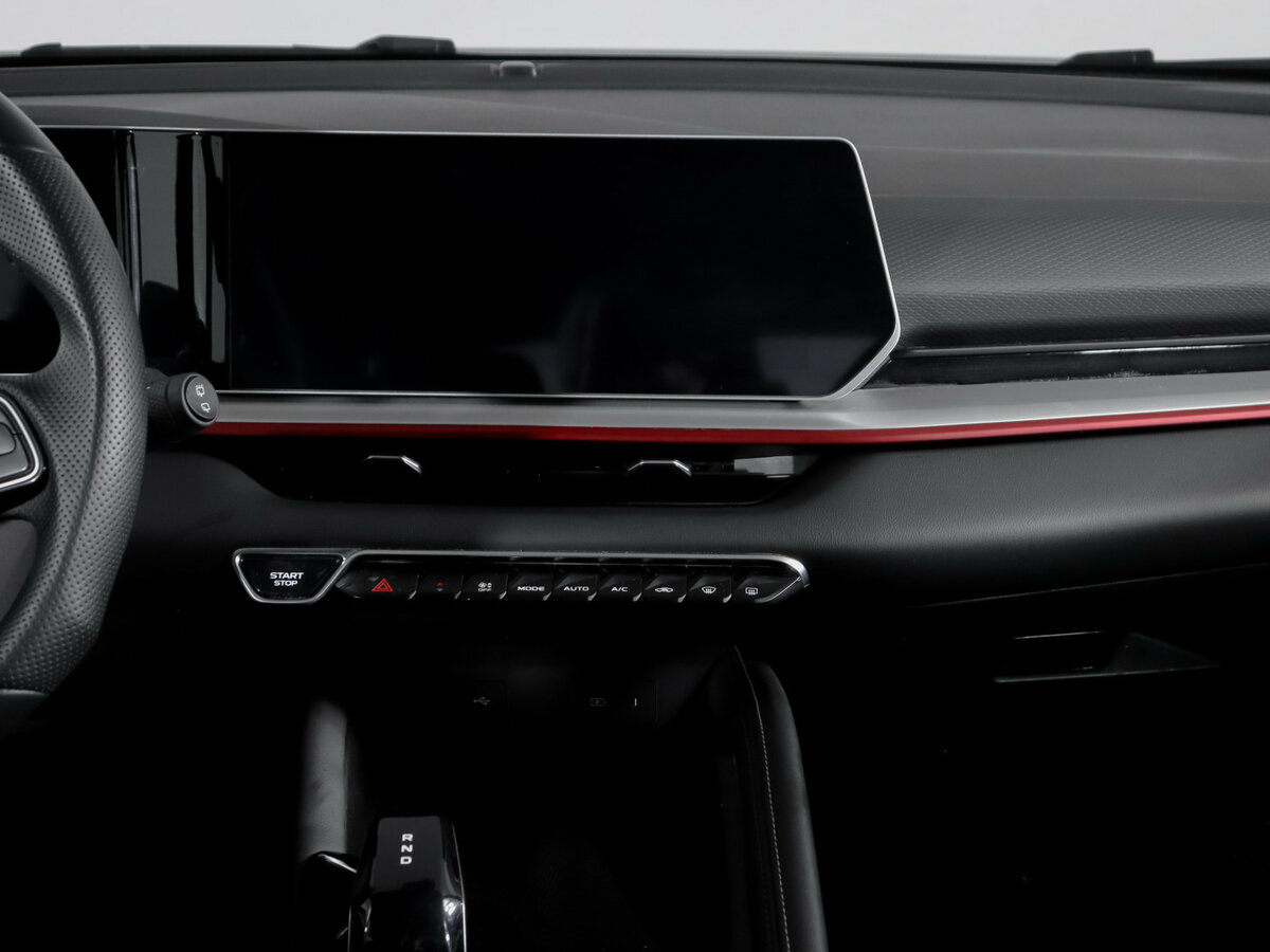 Geely Binyue Cool, 2024 Фото №11