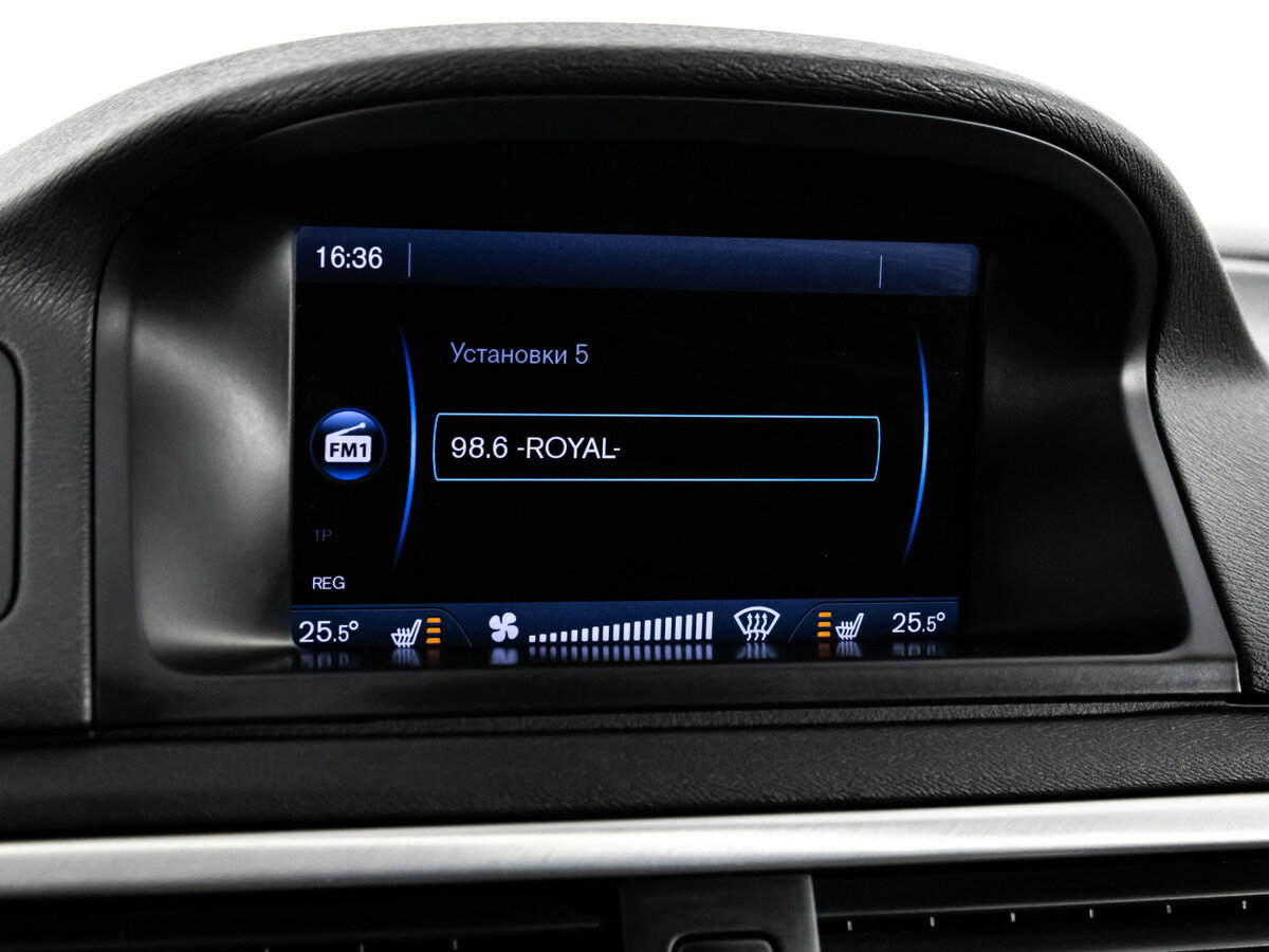 Volvo XC70 II, 2011 Фото №12