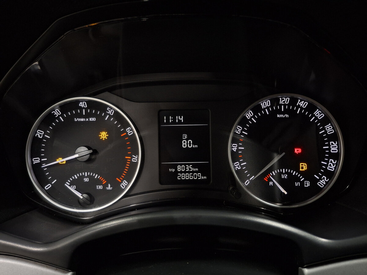 Skoda Octavia II (A5) Рестайлинг, 2011 Фото №13