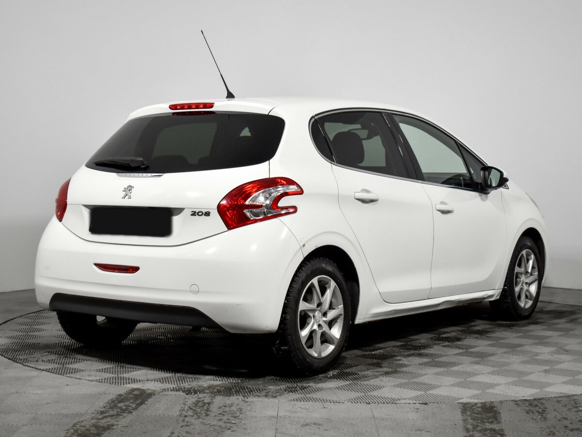Peugeot 208 I, 2013 - 190 000 км. | Фото №5