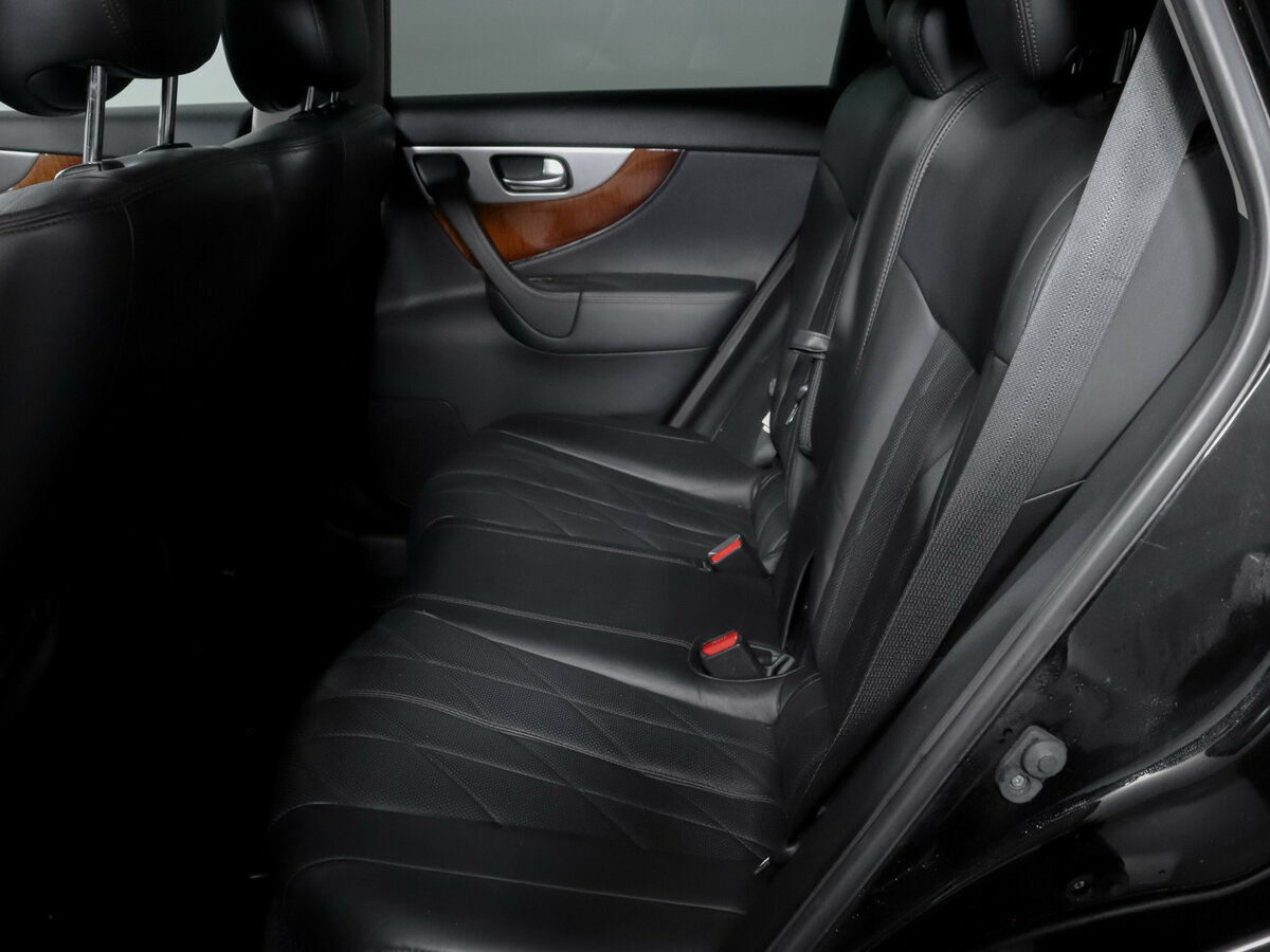 Infiniti QX70, 2015 Фото №10
