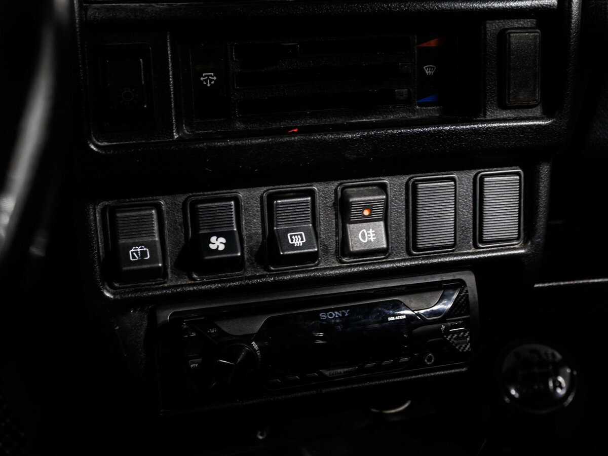 Lada (ВАЗ) 2121 (4x4) I Рестайлинг, 2011 Фото №12