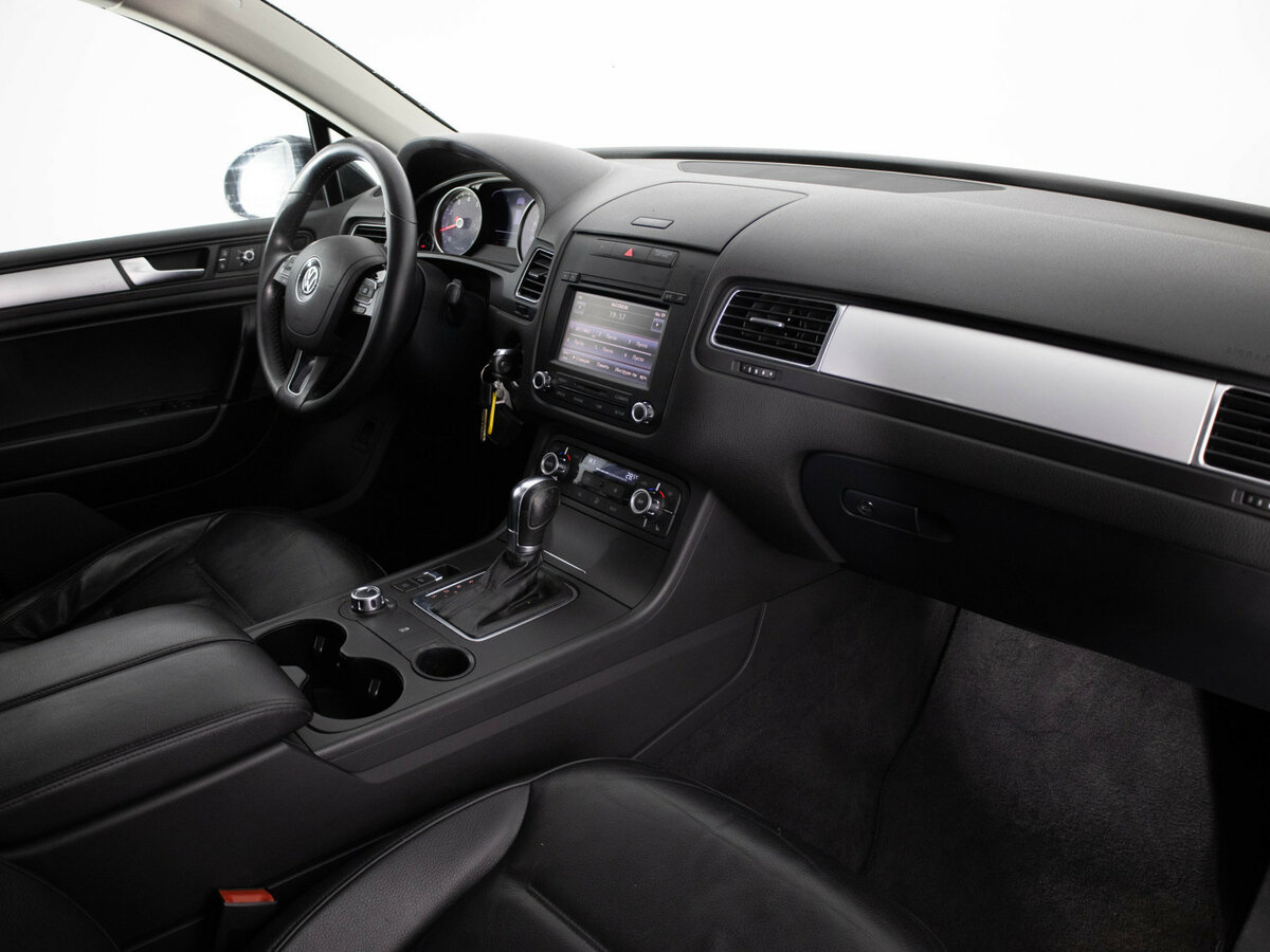 Volkswagen Touareg II, 2011 - 156 816 км. | Фото №8