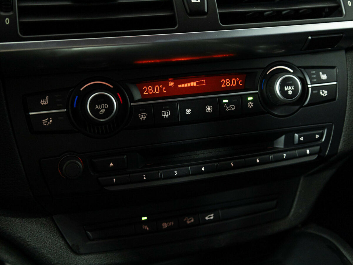 BMW X6 35i I (E71) Рестайлинг, 2013 Фото №17