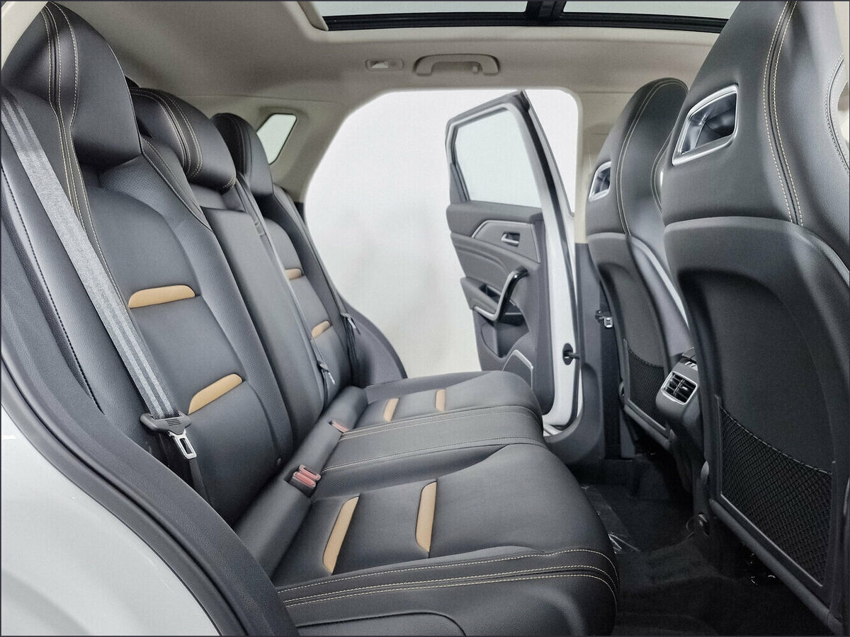 FAW Bestune T77 I, 2024 Фото №12