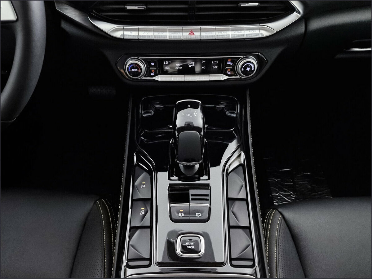 FAW Bestune T77 I, 2024 Фото №22