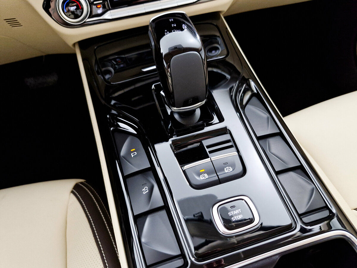 FAW Bestune T77 I, 2024 Фото №15