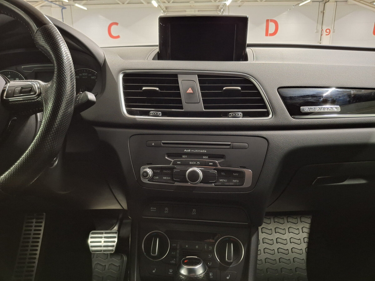 Audi Q3 I (8U) Рестайлинг, 2017 Фото №15