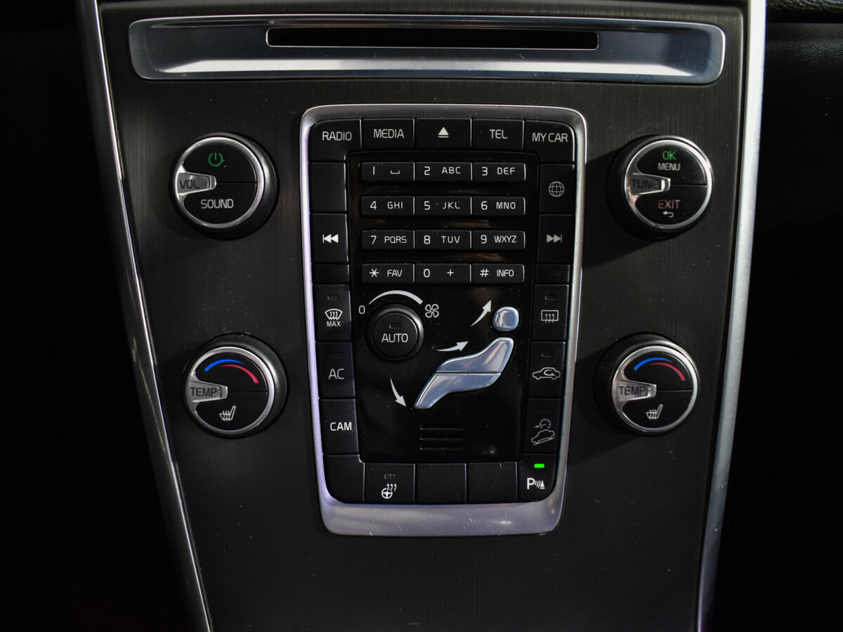 Volvo XC60 I Рестайлинг, 2014 Фото №15