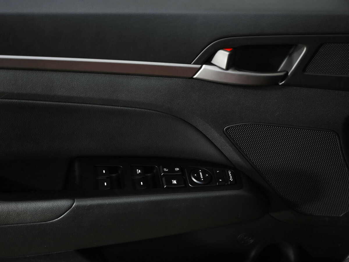 Hyundai Elantra VI (AD), 2016 Фото №16