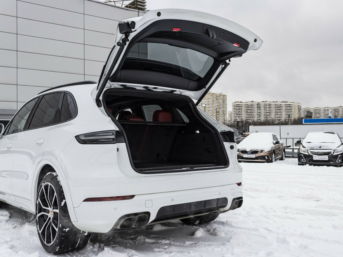 Porsche Cayenne Turbo III, 2018 Фото №27