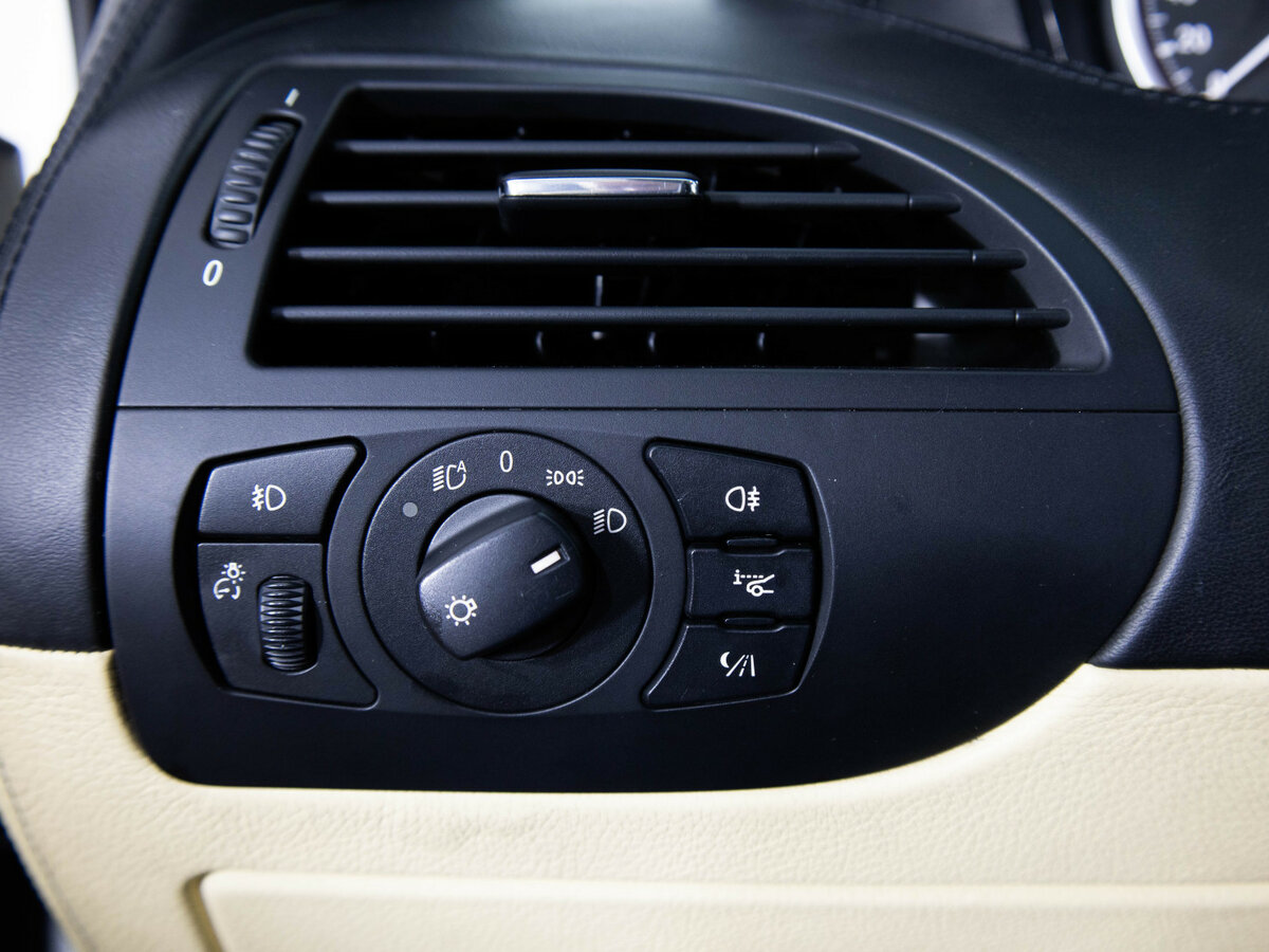 BMW 6 серии 650i II (E63/E64) Рестайлинг, 2008 Фото №21