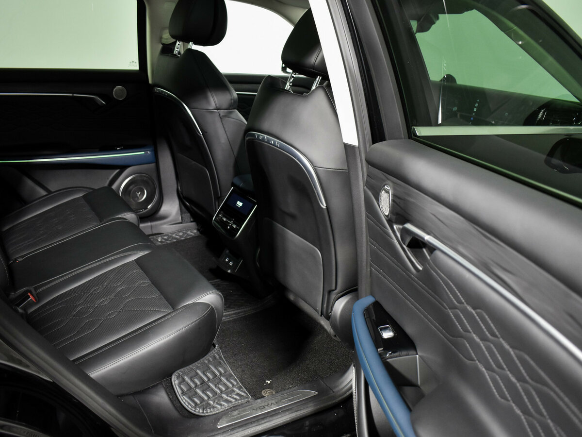 Voyah Free I Рестайлинг, 2023 Фото №10